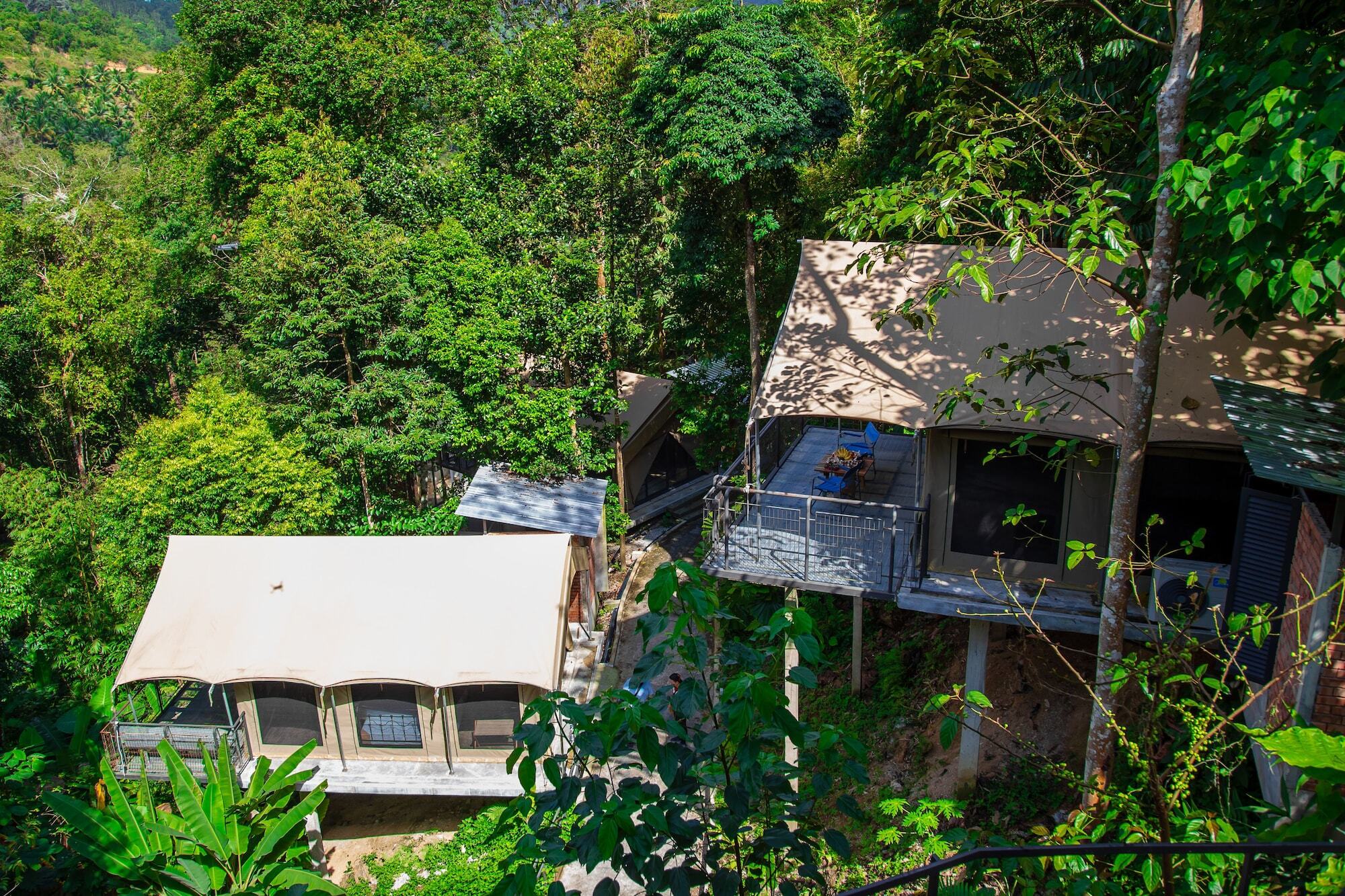 峇都丁宜 岩谷野营酒店 外观 照片